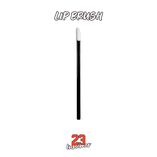 Lip brush